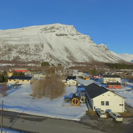 Tatil Evi Easter Getaway With Fjord View Manndalen